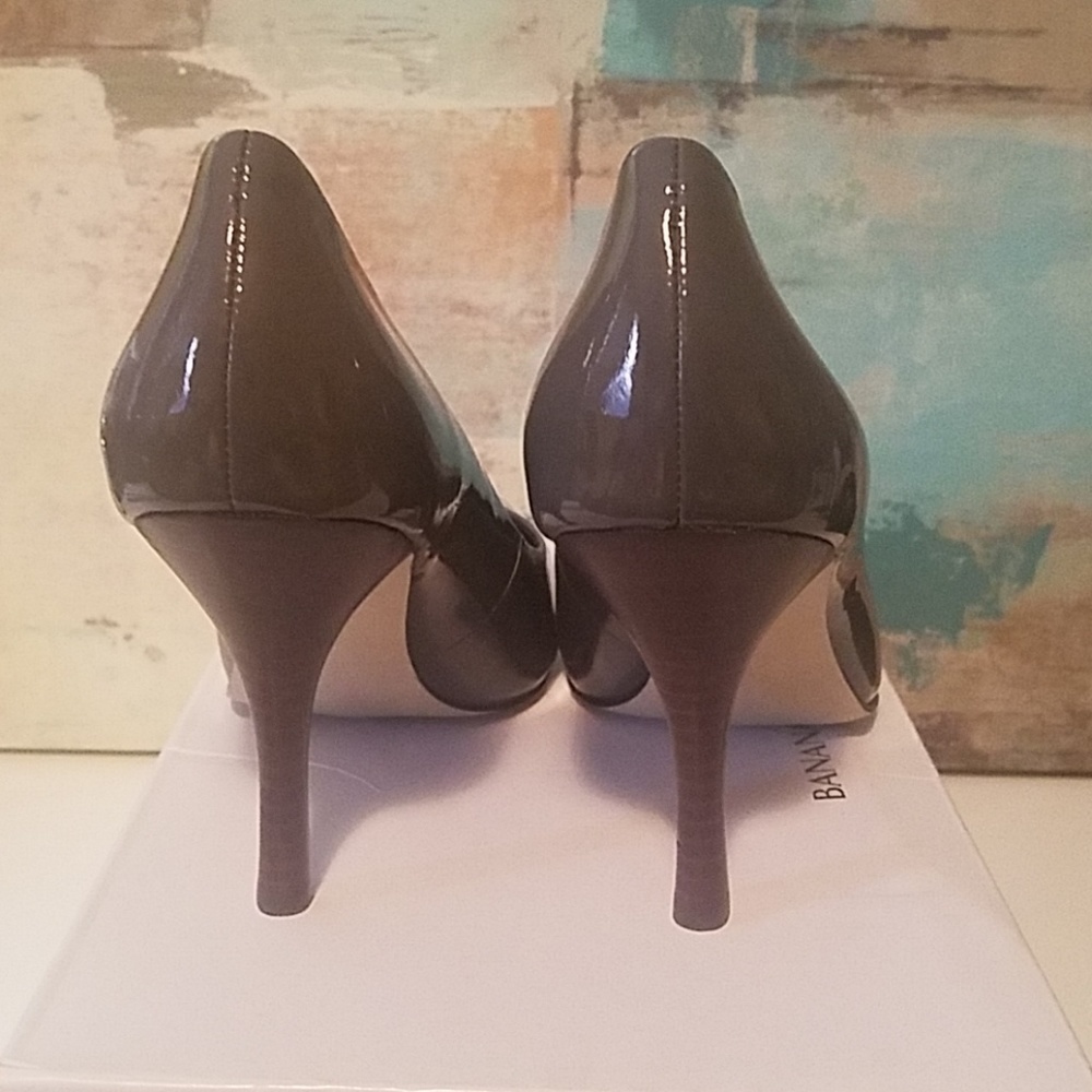 Shoes - Picture 3 of 5